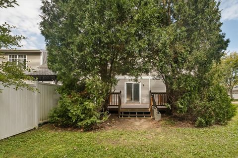 Tiny photo for 3 Dorchester Court, Streamwood, IL 60107 (MLS # 12497445)