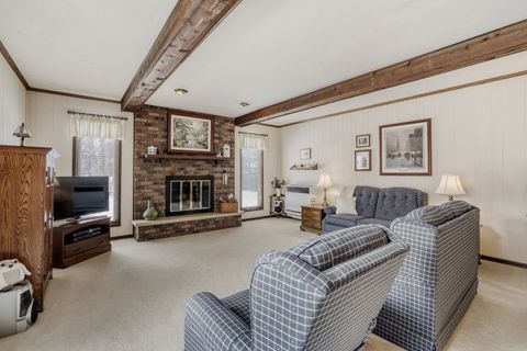 Tiny photo for 2406 N Lafayette Street, Arlington Heights, IL 60004 (MLS # 12547106)