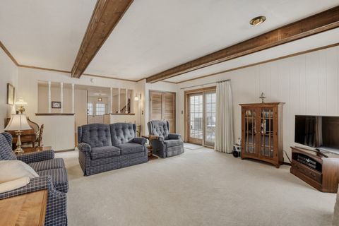 Tiny photo for 2406 N Lafayette Street, Arlington Heights, IL 60004 (MLS # 12547106)