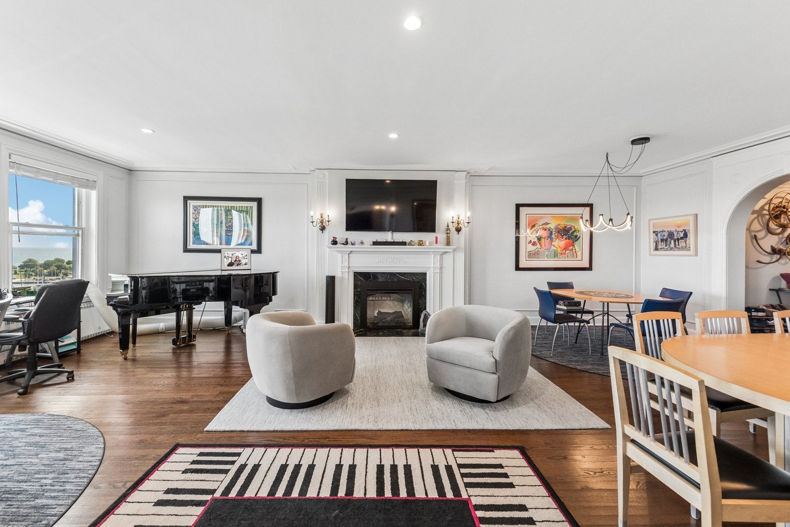 3240 N Lake Shore Drive 10D