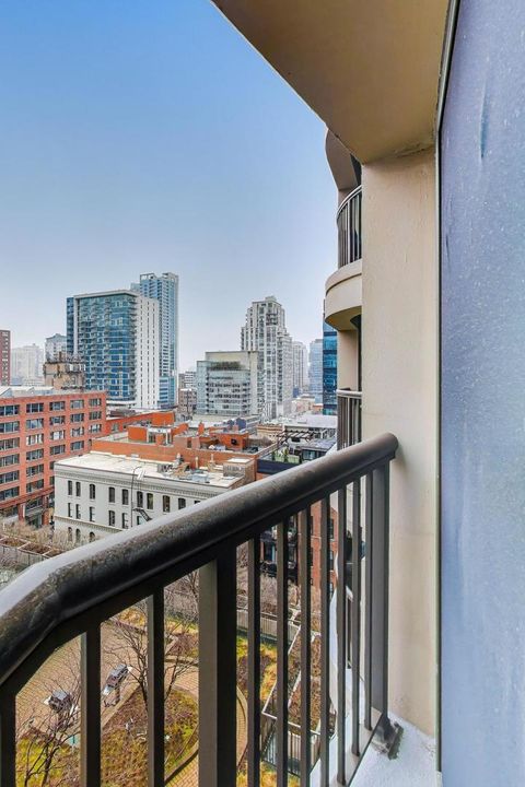 Tiny photo for 400 N La Salle Street #1209, Chicago, IL 60654 (MLS # 12584478)