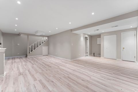 Tiny photo for 1021 Shedron Way, Lombard, IL 60148 (MLS # 12517958)