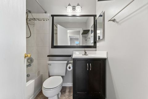 Tiny photo for 1021 Shedron Way, Lombard, IL 60148 (MLS # 12517958)