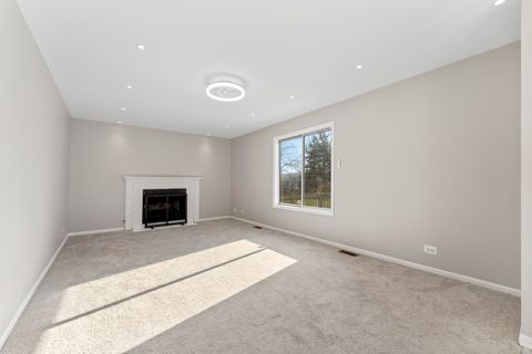 Tiny photo for 1021 Shedron Way, Lombard, IL 60148 (MLS # 12517958)