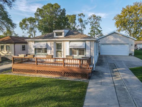 Photo of 597 1R N. Birch Street, Manteno, IL 60950 (MLS # 12478399)