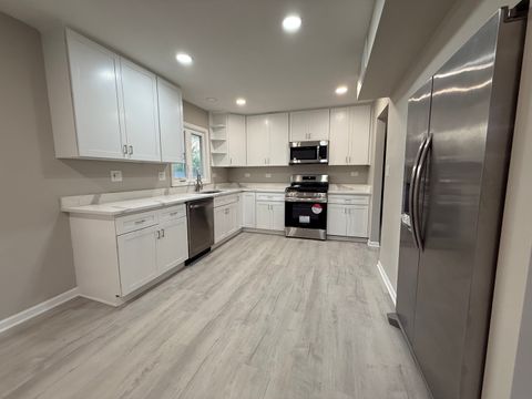 Tiny photo for 337 Woodland Drive, Grayslake, IL 60030 (MLS # 12439480)