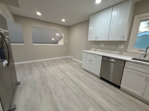 Tiny photo for 337 Woodland Drive, Grayslake, IL 60030 (MLS # 12439480)
