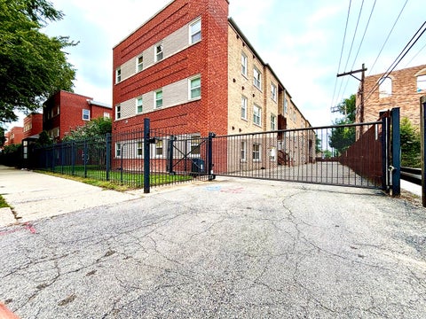 Tiny photo for 6423 N Damen Avenue #3W, Chicago, IL 60645 (MLS # 12770160)