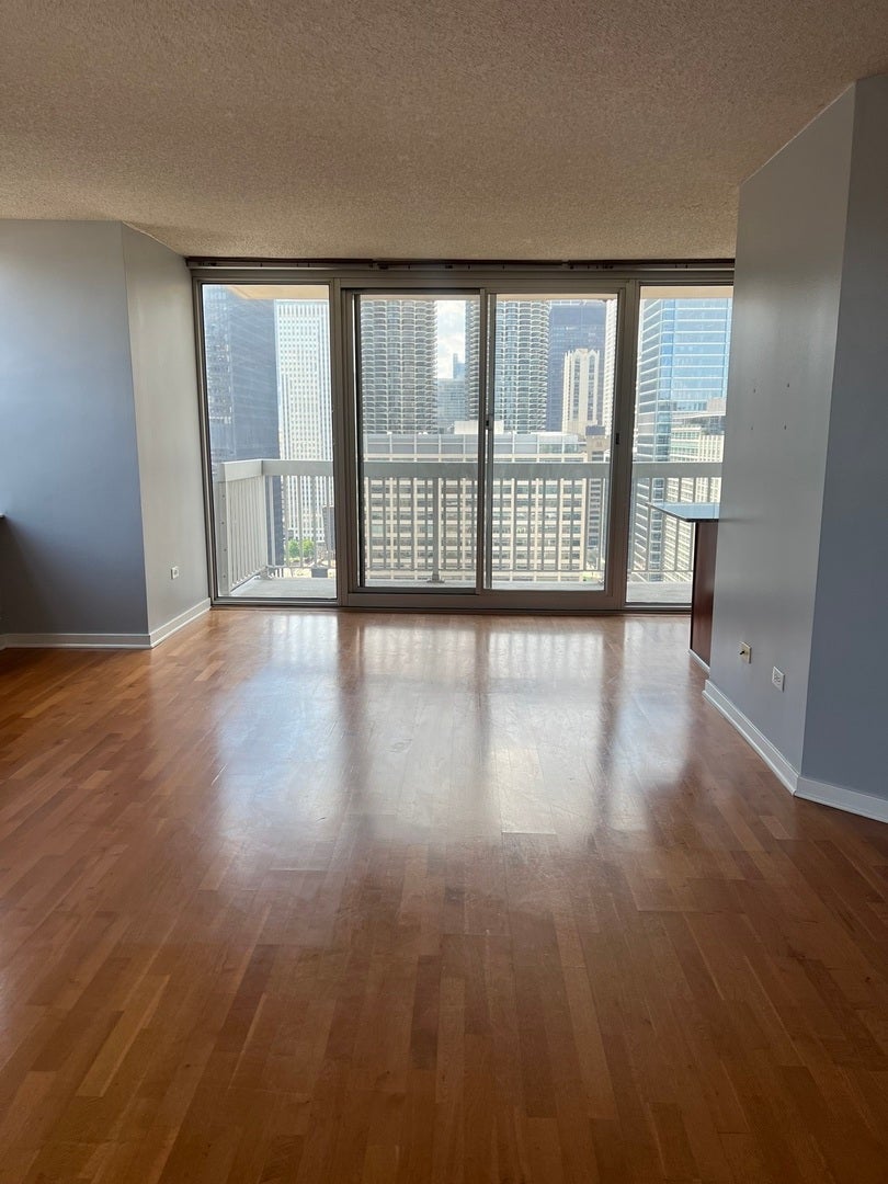 545 N Dearborn Street 3107