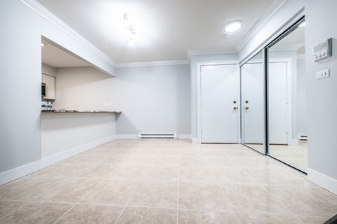 Tiny photo for 814 E Old Willow Road #109, Prospect Heights, IL 60070 (MLS # 12548531)