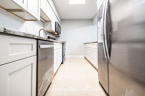 Tiny photo for 814 E Old Willow Road #109, Prospect Heights, IL 60070 (MLS # 12548531)