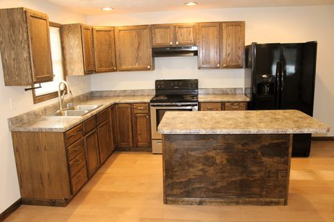 Tiny photo for 613 S Quincy Street, Clinton, IL 61727 (MLS # 12491690)