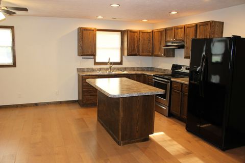 Tiny photo for 613 S Quincy Street, Clinton, IL 61727 (MLS # 12491690)