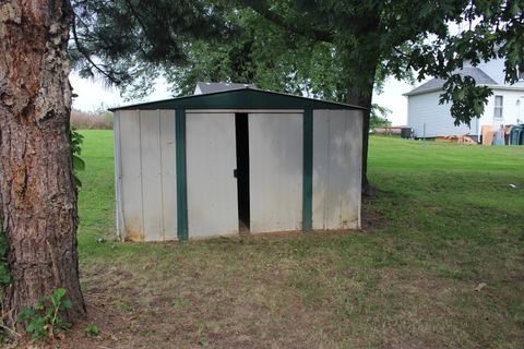 Tiny photo for 613 S Quincy Street, Clinton, IL 61727 (MLS # 12491690)