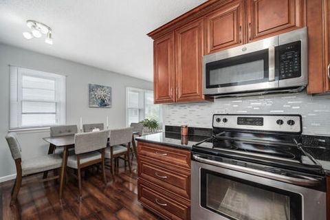 Tiny photo for 9455 Kelvin Lane #2776, Schiller Park, IL 60176 (MLS # 12686645)