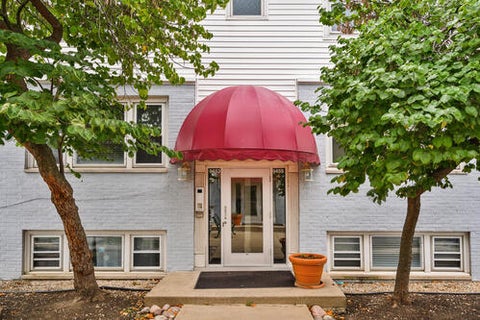 Photo of 9455 Kelvin Lane #2776, Schiller Park, IL 60176 (MLS # 12686645)