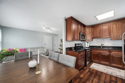 Tiny photo for 9455 Kelvin Lane #2776, Schiller Park, IL 60176 (MLS # 12686645)