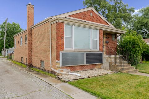 Tiny photo for 690 E Sibley Boulevard, Dolton, IL 60419 (MLS # 12669674)