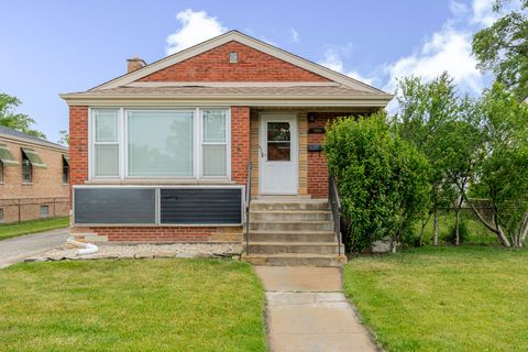 Photo of 690 E Sibley Boulevard, Dolton, IL 60419 (MLS # 12669674)