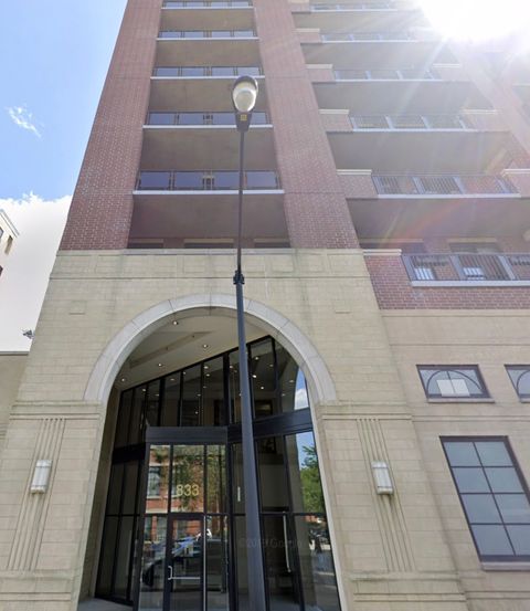 833 W 15th Place 511 Chicago IL 60608