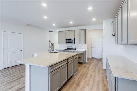 Tiny photo for 616 Switchgrass Lane #61005, Bolingbrook, IL 60490 (MLS # 12595339)