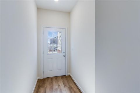 Tiny photo for 616 Switchgrass Lane #61005, Bolingbrook, IL 60490 (MLS # 12595339)