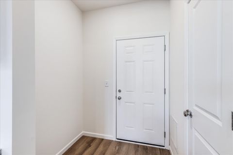 Tiny photo for 616 Switchgrass Lane #61005, Bolingbrook, IL 60490 (MLS # 12595339)