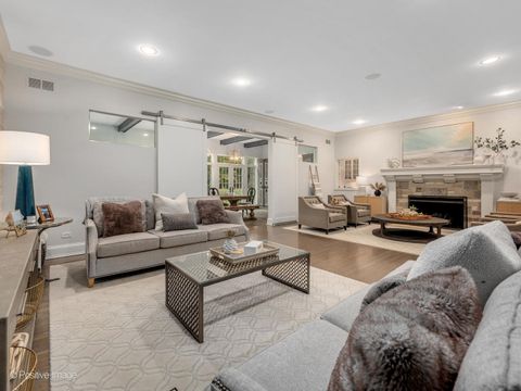 Tiny photo for 401 Birchwood Road, Hinsdale, IL 60521 (MLS # 12481082)