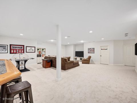 Tiny photo for 401 Birchwood Road, Hinsdale, IL 60521 (MLS # 12481082)