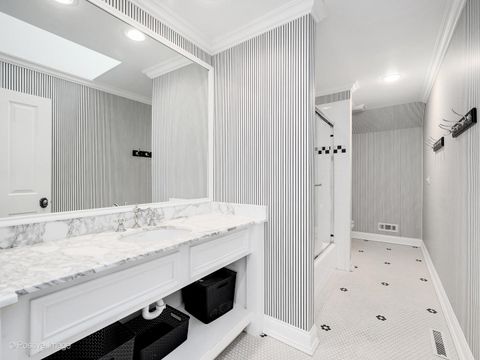 Tiny photo for 401 Birchwood Road, Hinsdale, IL 60521 (MLS # 12481082)