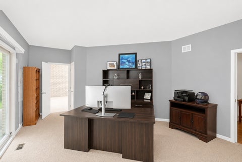 Tiny photo for 4 Far Hills Road, Barrington Hills, IL 60010 (MLS # 12665435)