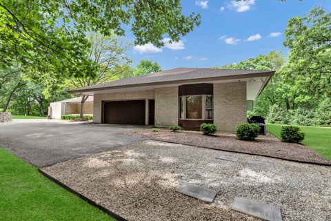 Tiny photo for 4 Far Hills Road, Barrington Hills, IL 60010 (MLS # 12665435)