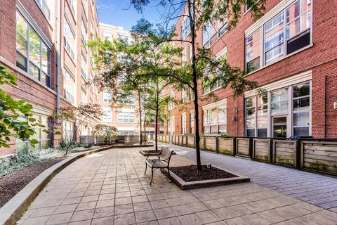 Tiny photo for 1735 N Paulina Street #419, Chicago, IL 60622 (MLS # 12519804)