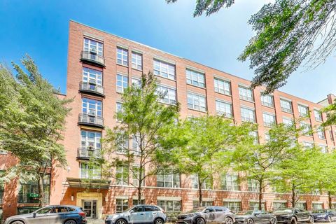 1735 N Paulina Street 419 Chicago IL 60622