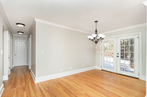 Tiny photo for 230 Bayshore Drive, Lake Bluff, IL 60044 (MLS # 12517892)