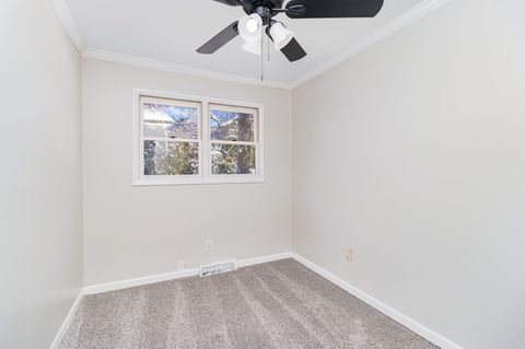 Tiny photo for 230 Bayshore Drive, Lake Bluff, IL 60044 (MLS # 12517892)