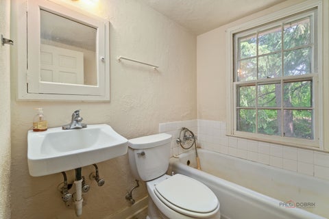 Tiny photo for 30128 N Saint Marys Road, Libertyville, IL 60048 (MLS # 12661027)