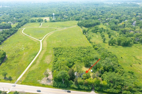 Tiny photo for 30128 N Saint Marys Road, Libertyville, IL 60048 (MLS # 12661027)