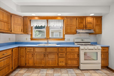 Tiny photo for 126 W Elm Street, Streator, IL 61364 (MLS # 12725414)