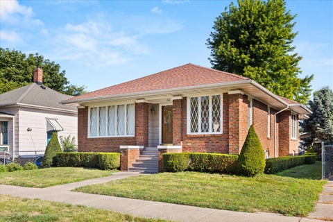 Tiny photo for 126 W Elm Street, Streator, IL 61364 (MLS # 12725414)