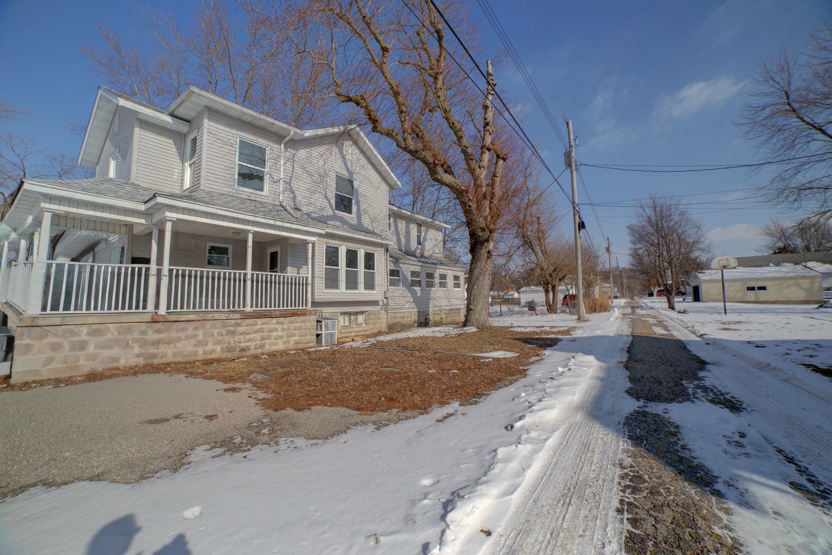 312 N 4th Street