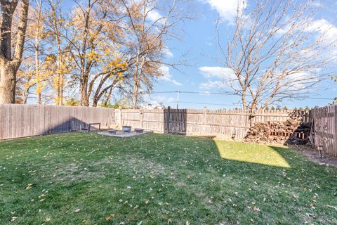 Tiny photo for 1216 Kensington Drive, Mundelein, IL 60060 (MLS # 12520118)