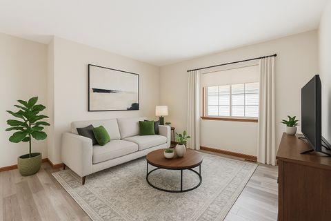 Tiny photo for 1216 Kensington Drive, Mundelein, IL 60060 (MLS # 12520118)