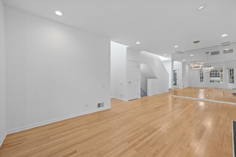 Tiny photo for 2304 N Greenview Avenue, Chicago, IL 60614 (MLS # 12488749)