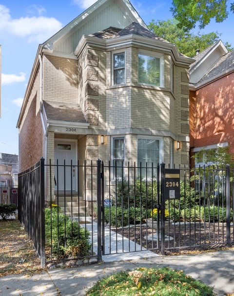 Photo of 2304 N Greenview Avenue, Chicago, IL 60614 (MLS # 12488749)