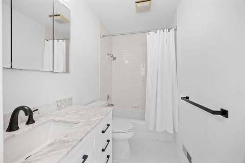 Tiny photo for 2304 N Greenview Avenue, Chicago, IL 60614 (MLS # 12488749)
