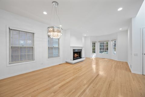 Tiny photo for 2304 N Greenview Avenue, Chicago, IL 60614 (MLS # 12488749)