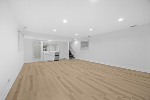 Tiny photo for 2304 N Greenview Avenue, Chicago, IL 60614 (MLS # 12488749)