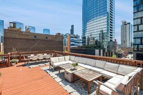 Tiny photo for 210 N Halsted Street #4, Chicago, IL 60661 (MLS # 12630120)