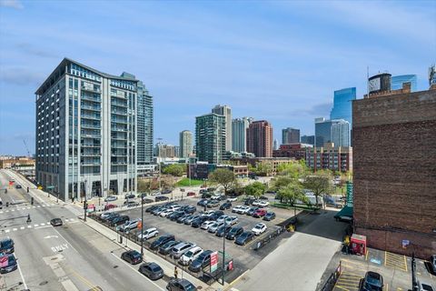 Tiny photo for 210 N Halsted Street #4, Chicago, IL 60661 (MLS # 12630120)
